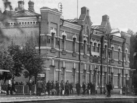 Вокзал станции Борисов, 90-е годы 20 века